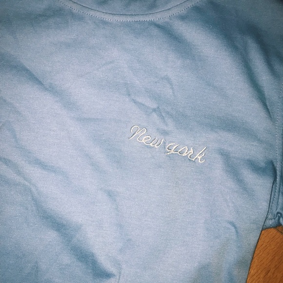 New York crop top - Picture 2 of 2